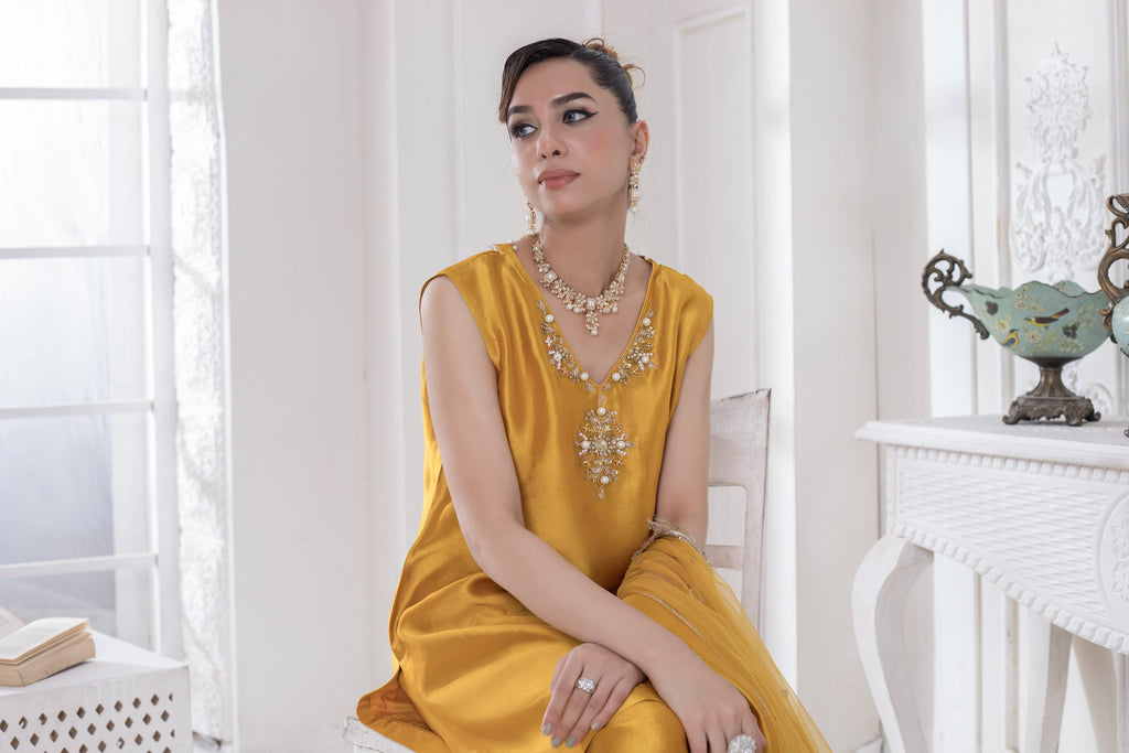 Bano (Mustard-yellow)
