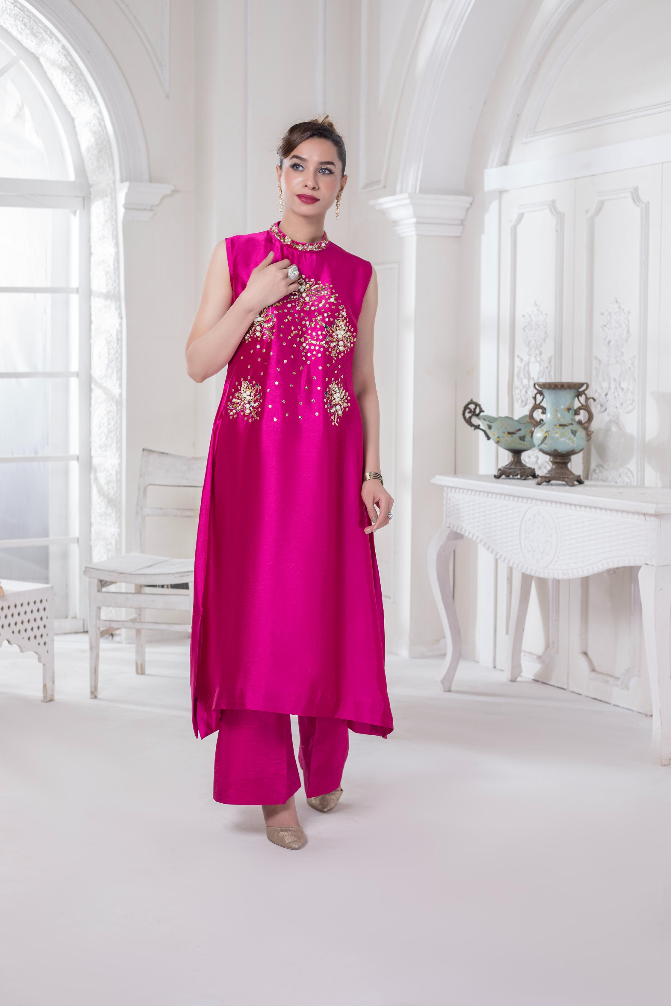 CRIMSON (Fuchsia-pink)