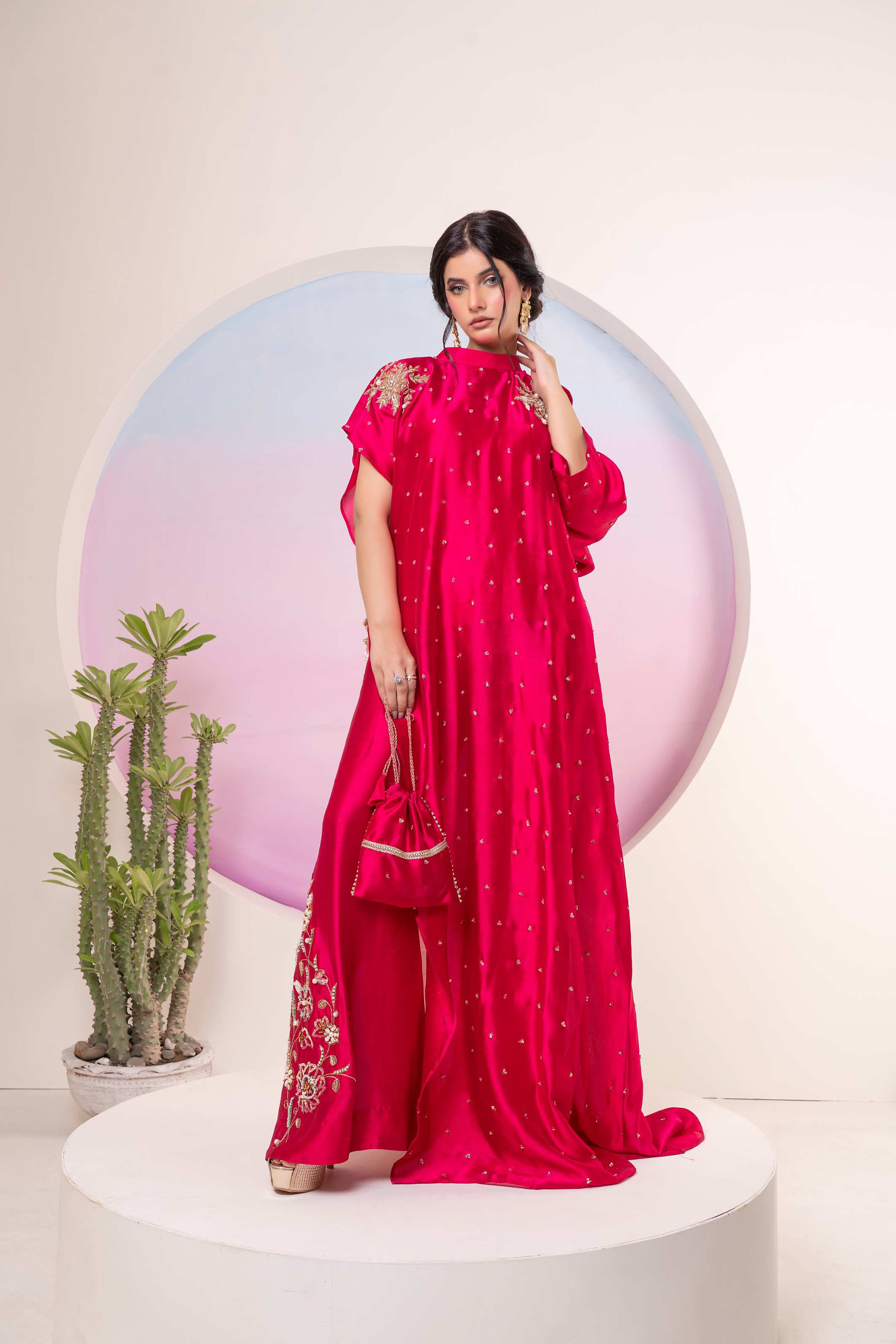 ALARA (bright-pink)