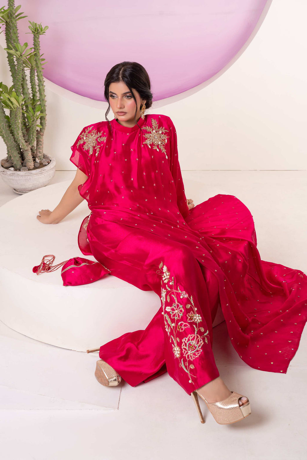 ALARA (bright-pink)