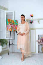 NOOR (soft pink)