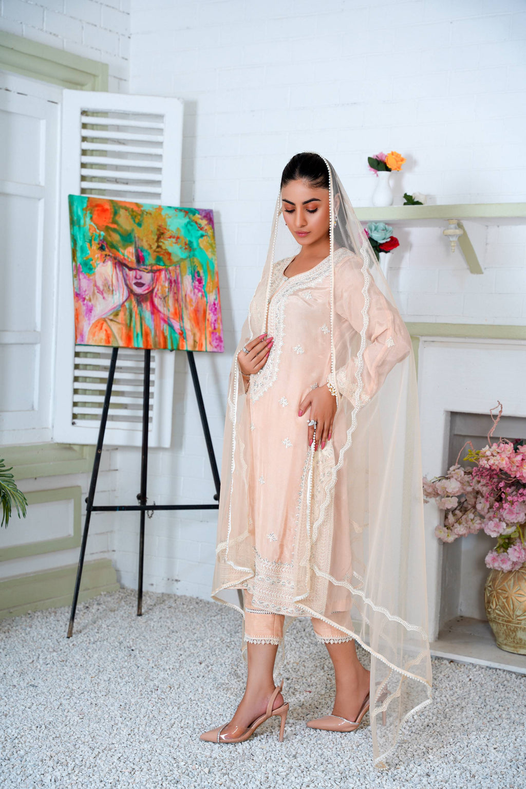 NOOR (soft pink)